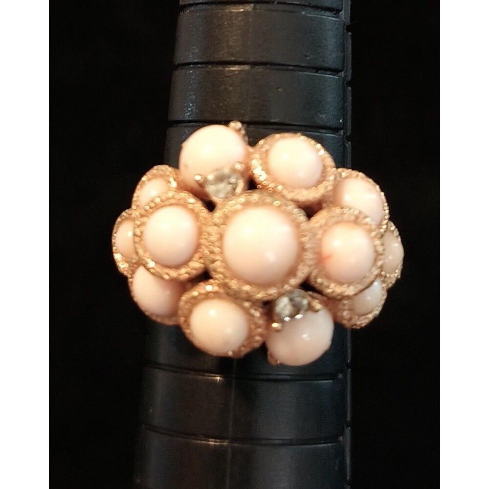 Vintage Avon Pink Polished Stone & Crystals Gold Tone Ring Size 6 W/Insert